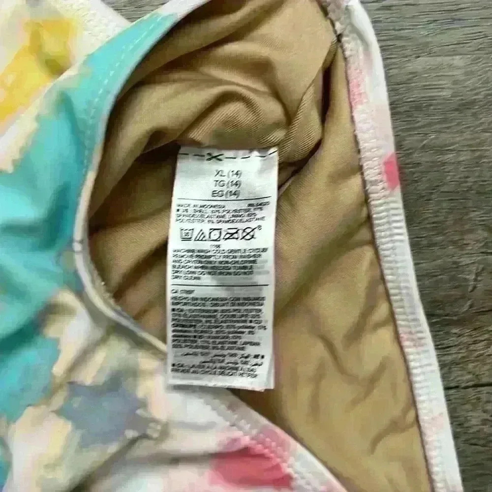 Old Navy Girls Long sleeve one piece swimsuit multicolor - Picture 5 of 8